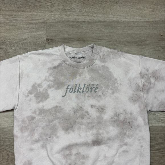 Taylor Swift Folklore Album Tie Dye Crewneck Pullover Sweatshirt Medium - Picture 2 of 9